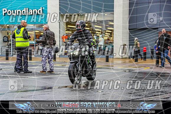 TW2609-2323_LOGO_ON_PHOTO