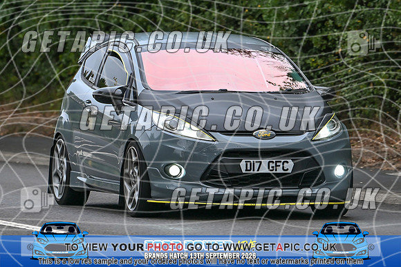 KS2609-0074_LOGO_ON_PHOTO