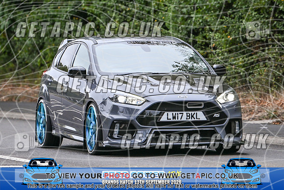 KS2609-0003_LOGO_ON_PHOTO