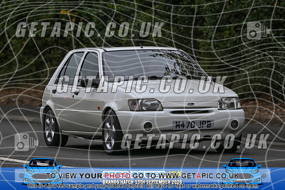 KS2609-0588_LOGO_ON_PHOTO