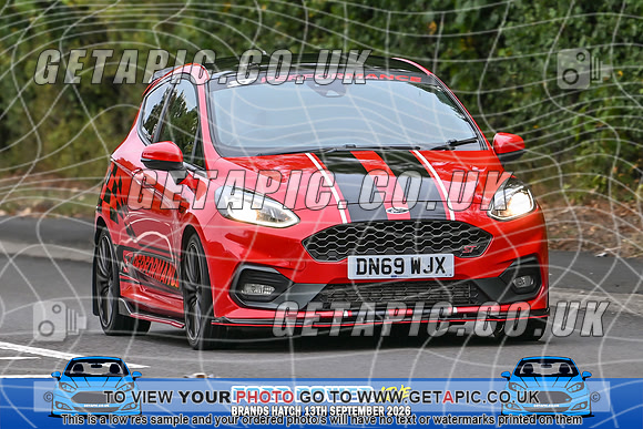KS2609-0311_LOGO_ON_PHOTO
