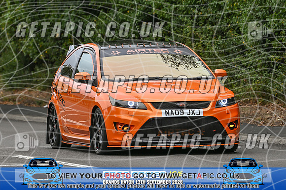 KS2609-1396_LOGO_ON_PHOTO