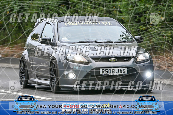 KS2609-0015_LOGO_ON_PHOTO