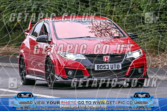 KS2609-0834_LOGO_ON_PHOTO