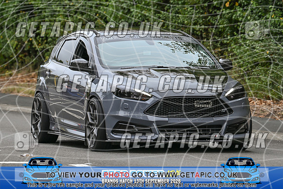 KS2609-1447_LOGO_ON_PHOTO