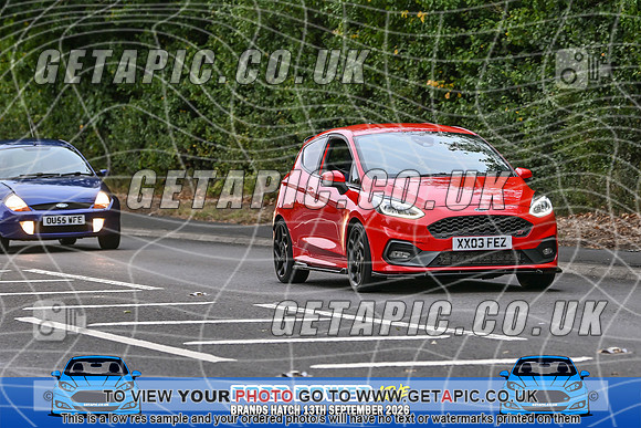 KS2609-0890_LOGO_ON_PHOTO
