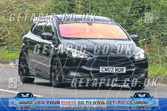 DA2609-1301_LOGO_ON_PHOTO