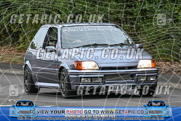 KS2609-0916_LOGO_ON_PHOTO