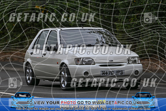 KS2609-0588_LOGO_ON_PHOTO