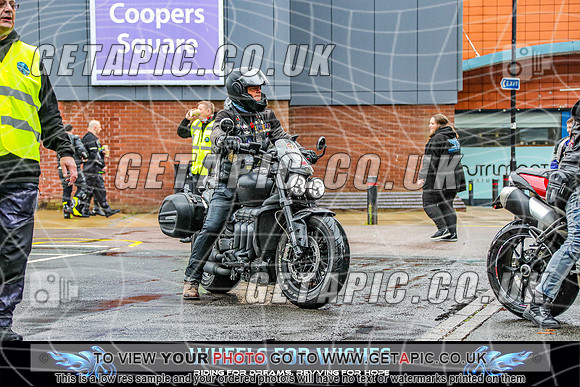 TW2609-2307_LOGO_ON_PHOTO