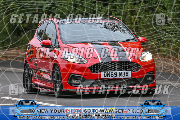 KS2609-0313_LOGO_ON_PHOTO