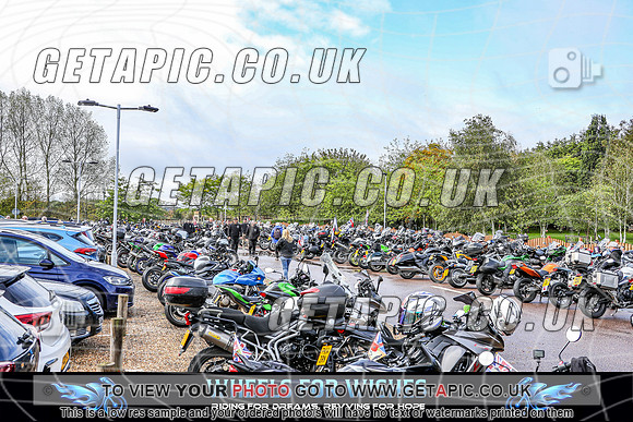 TW2609-2356_LOGO_ON_PHOTO