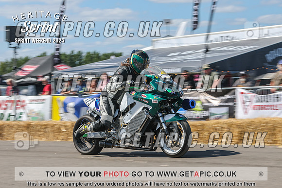 GP2508-5528_LOGO_ON_PHOTO