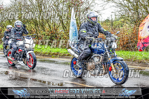 TW2609-1696_LOGO_ON_PHOTO