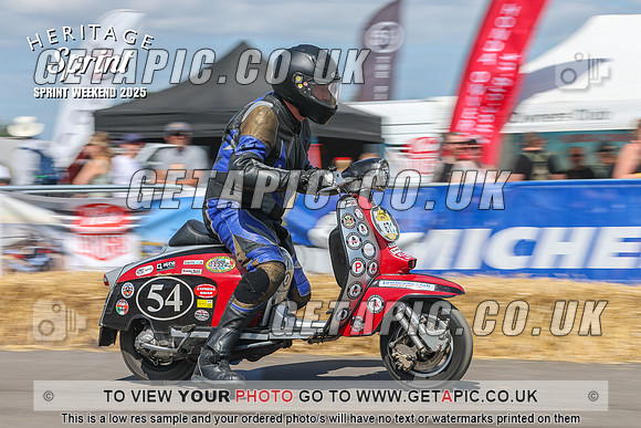 GP2508-3901_LOGO_ON_PHOTO