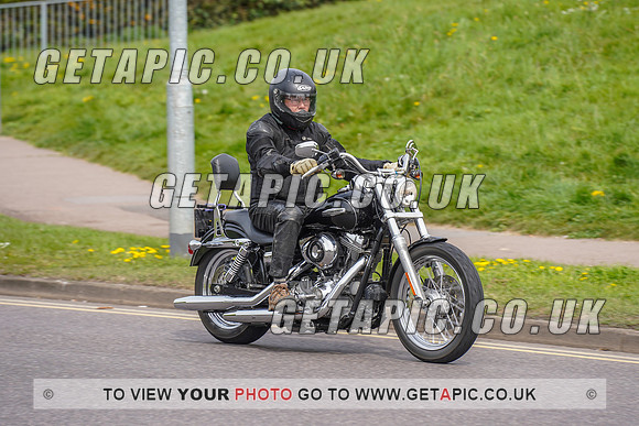RS2204_7562