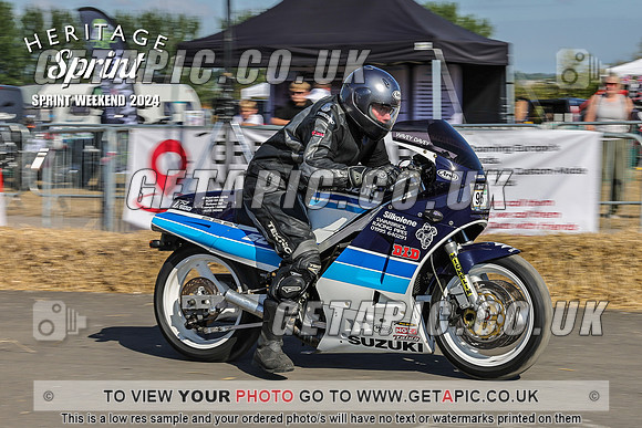 PR2408-01934-C_LOGO_ON_PHOTO