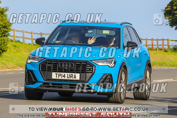 GP2406-14233-C_LOGO_ON_PHOTO