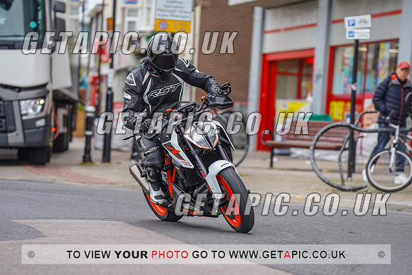 RS2205_1016