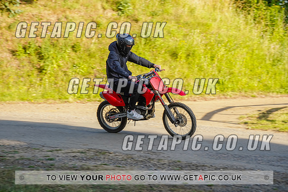 RS2207_2784