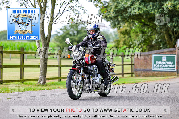 PR2408-07703_LOGO_ON_PHOTO