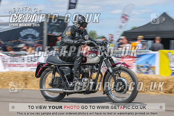GP2508-4275-C_LOGO_ON_PHOTO