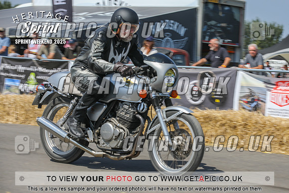 PP2508-3334_LOGO_ON_PHOTO
