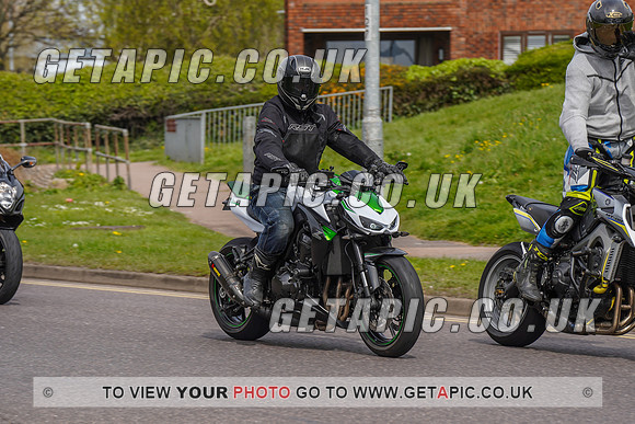 RS2204_7611