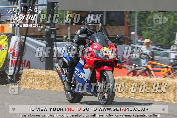 GP2508-4157-C_LOGO_ON_PHOTO