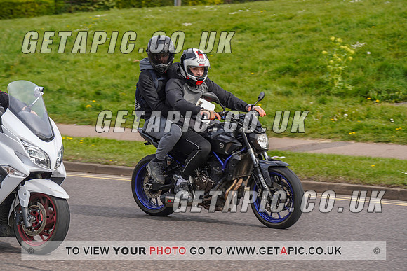 RS2204_4626