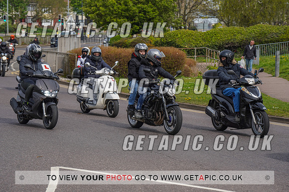 RS2204_4631
