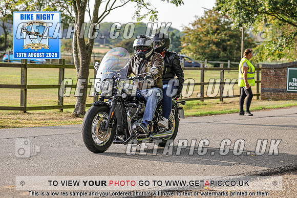 PR2508-12046_LOGO_ON_PHOTO