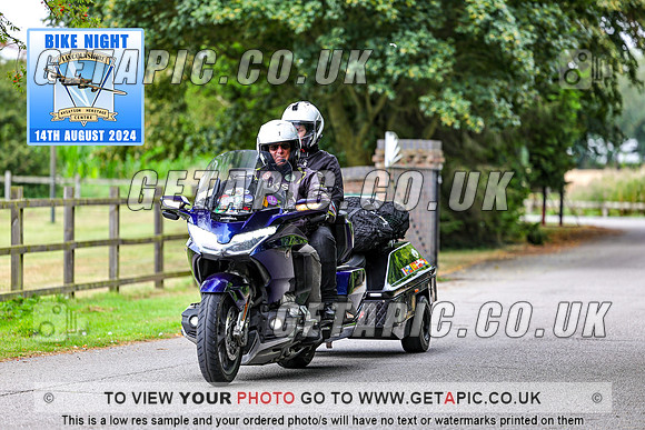 PR2408-04029_LOGO_ON_PHOTO