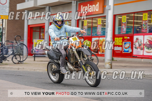 RS2205_1063