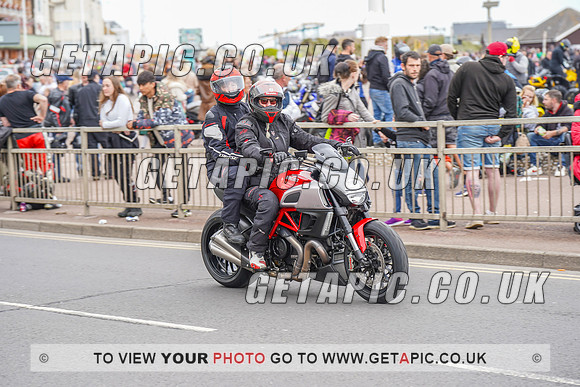RS2205_13952