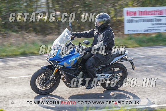 RS2203_4637