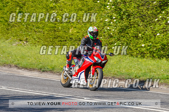 RS2204_11062