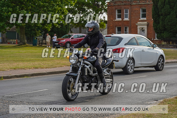 RS2207_7644