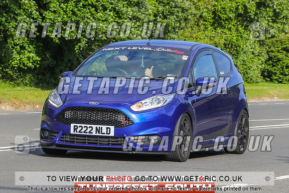 GP2406-13934-C_LOGO_ON_PHOTO