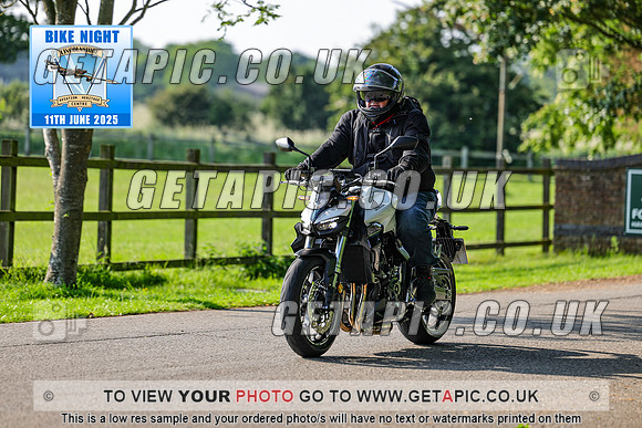 PR2506-03462_LOGO_ON_PHOTO