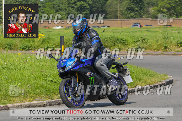 GP2405-4070-C_LOGO_ON_PHOTO