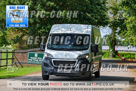 PR2506-00023_LOGO_ON_PHOTO