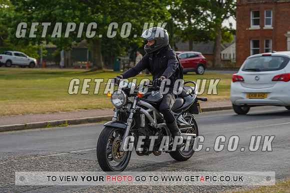 RS2207_7645