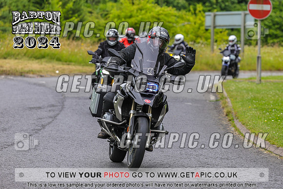 PR2407-444_LOGO_ON_PHOTO