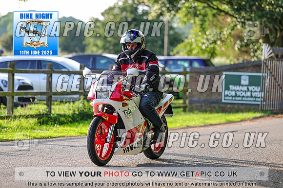 PR2506-08444_LOGO_ON_PHOTO