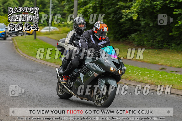 PR2407-280_LOGO_ON_PHOTO