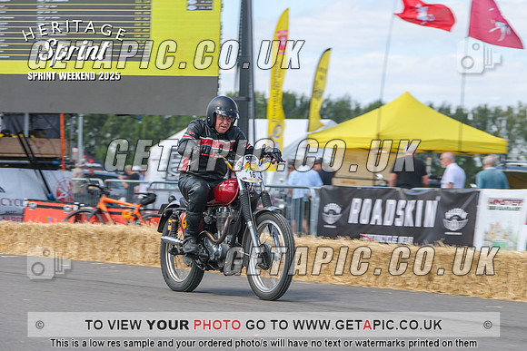 GP2508-4385_LOGO_ON_PHOTO
