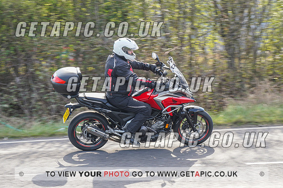 RS2203_4592