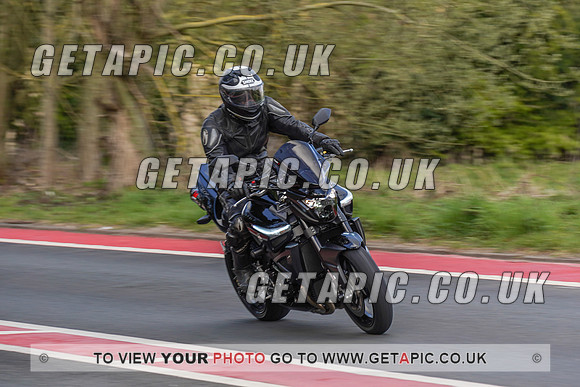 RS2104_1006