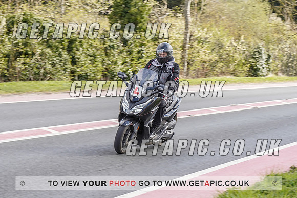 RS2104_1020